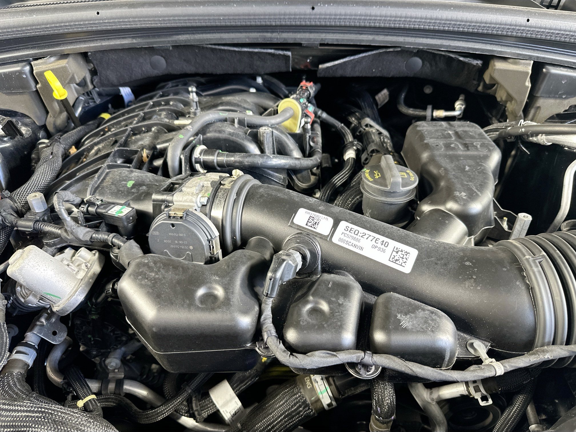 Used 2023 Jeep Grand Cherokee Altitude AWD/4WD image 28