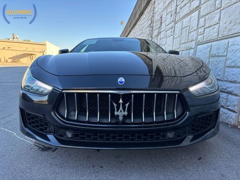 Used 2019 Maserati Ghibli Sedan 4D image 17