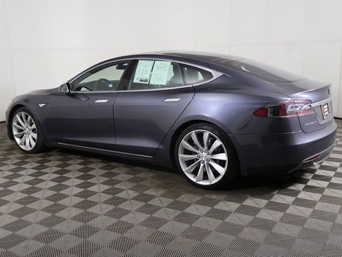 Used 2015 Tesla Model S 85D image 11