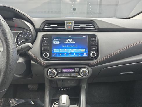 Used 2025 Nissan Versa SR w/ Trunk Package FWD image 21