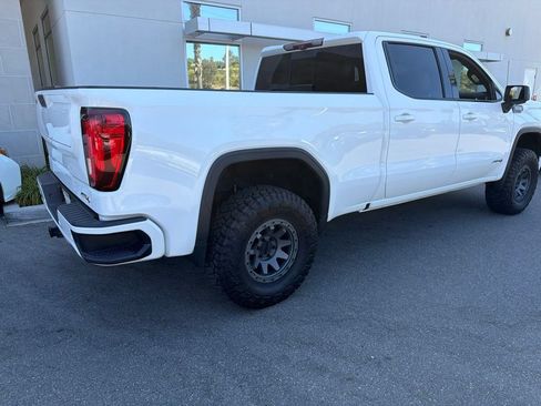 Used 2021 GMC Sierra 1500 AT4 w/ AT4 Value Package AWD/4WD image 10