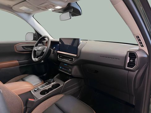 Used 2025 Ford Bronco Sport Outer Banks w/ Outer Banks Tech Package+ image 9