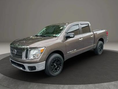 Used 2018 Nissan Titan SV
