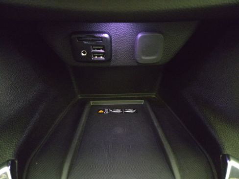 Certified 2023 Chevrolet Traverse RS AWD/4WD image 29