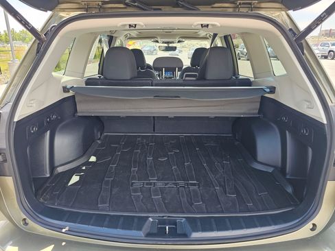 Used 2024 Subaru Forester Premium AWD/4WD image 14