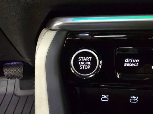 New 2025 Audi Q5 Premium Plus image 24