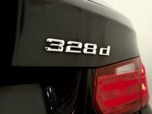 Used 2015 BMW 328d xDrive Wagon AWD/4WD image 9
