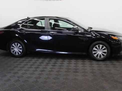 Used 2020 Toyota Camry LE w/ Fleet Convenience Package FWD image 4