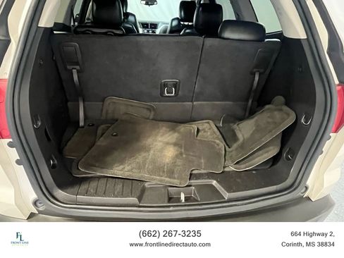 Used 2011 Chevrolet Traverse LT w/ Personal Connectivity Package image 17