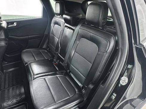 Used 2020 Ford Escape Titanium image 12