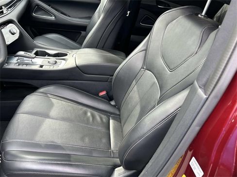 Certified 2025 INFINITI QX60 Luxe image 16