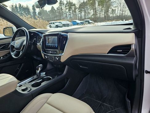 Certified 2023 Chevrolet Traverse Premier image 49