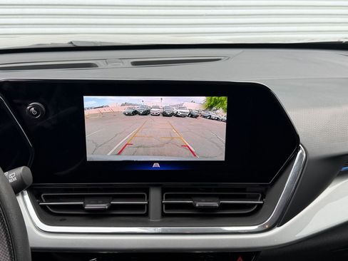 Used 2025 Chevrolet Trax LT FWD image 22