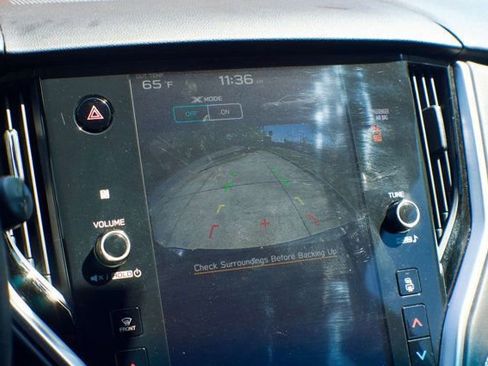 Used 2020 Subaru Outback Premium image 30