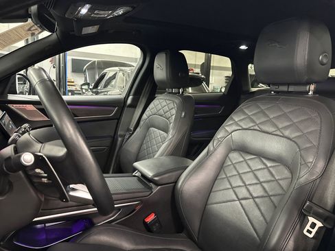Used 2023 Jaguar F-PACE S image 6