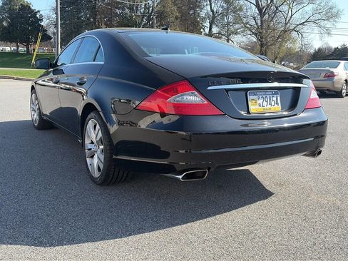 Used 2010 Mercedes-Benz CLS 550 image 9