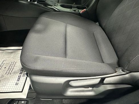 Used 2025 Toyota Corolla LE w/ LE Premium Package image 13