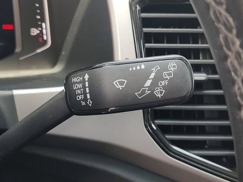 Used 2021 Volkswagen Atlas SEL FWD image 22