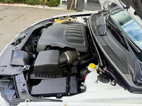 Used 2011 Chrysler 200 Limited FWD image 40