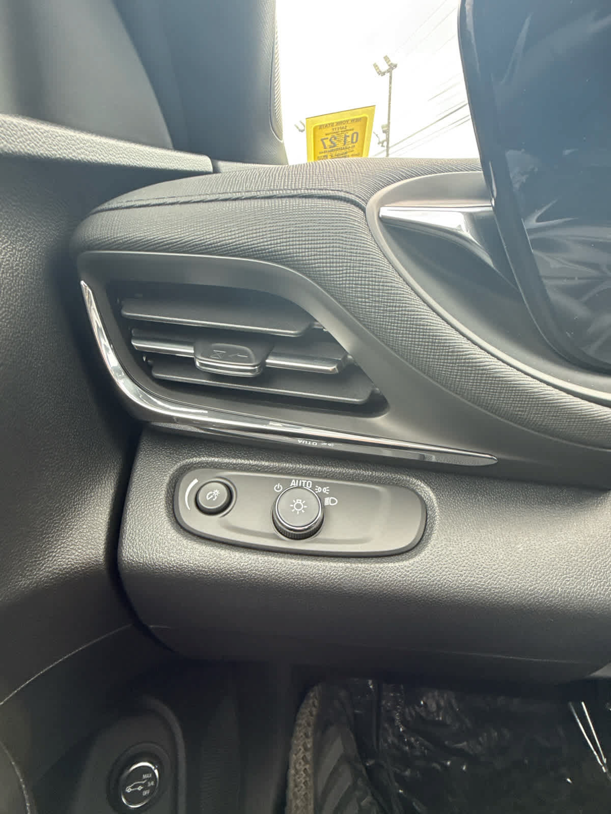New 2026 Buick Envista Preferred w/ Convenience I Package FWD image 35