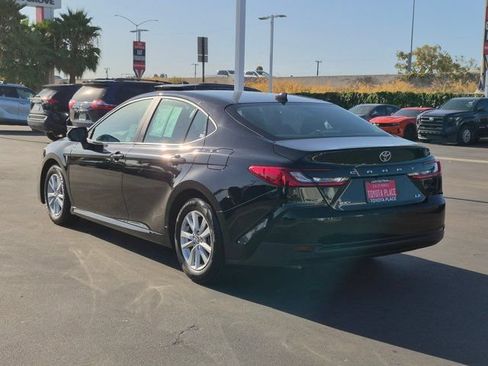 Used 2025 Toyota Camry LE FWD image 11