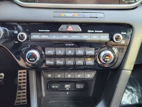 Used 2020 Kia Sportage SX image 17