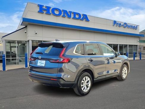 Used 2025 Honda CR-V LX image 4