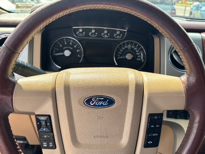 Used 2014 Ford F150 King Ranch w/ King Ranch Luxury Package AWD/4WD image 20