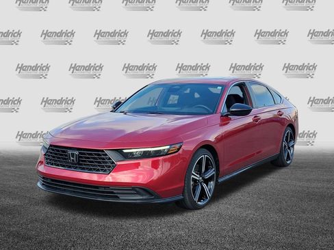 Used 2023 Honda Accord Sport image 3