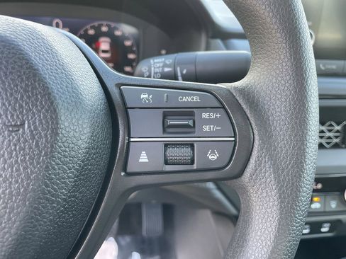 New 2025 Honda Accord LX image 30