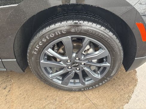 Used 2022 Chevrolet Equinox RS w/ Infotainment Package image 14