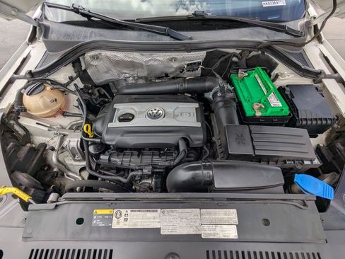 Used 2017 Volkswagen Tiguan S AWD/4WD image 34