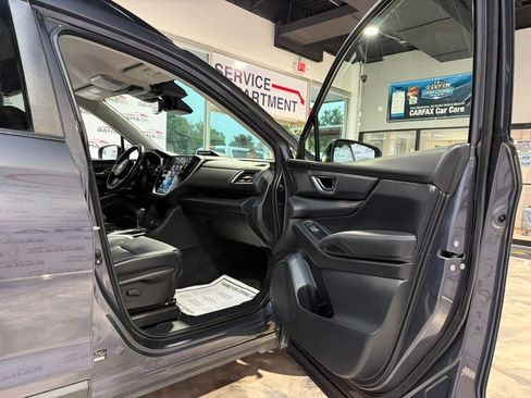 Used 2023 Subaru Ascent Limited AWD/4WD image 54