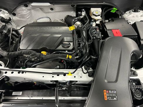 New 2026 Buick Envista Avenir FWD image 24