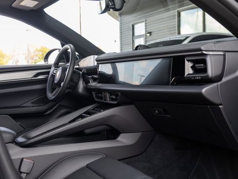 New 2025 Porsche Macan 4S Electric image 47