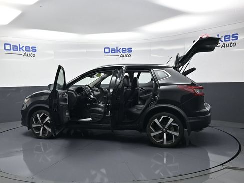 Used 2022 Nissan Rogue Sport SL AWD/4WD image 53