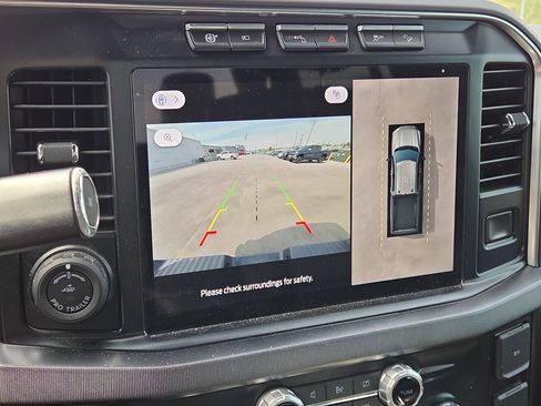 Used 2024 Ford F250 Platinum image 24