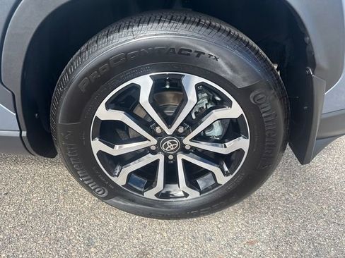 Certified 2025 Toyota Corolla Cross AWD Hybrid image 19