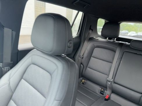 Used 2025 Chevrolet Equinox LT w/ Convenience Package II AWD/4WD image 45