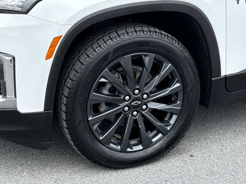 Used 2023 Chevrolet Traverse RS w/ LPO, Floor Liner Package image 29