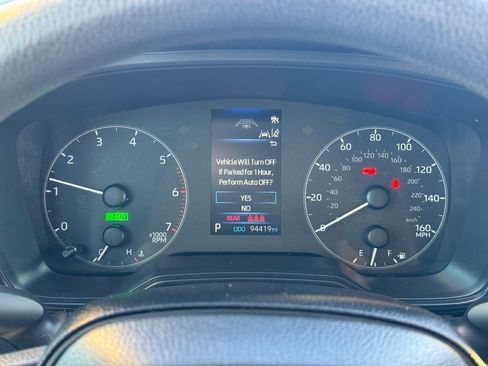 Used 2024 Toyota Corolla LE image 32