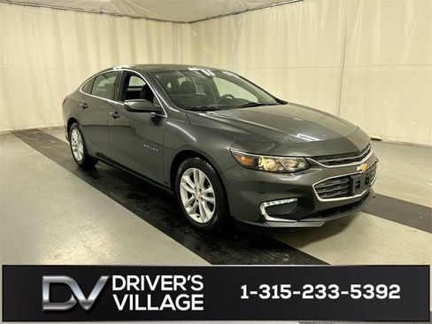 Used 2018 Chevrolet Malibu LT image 1