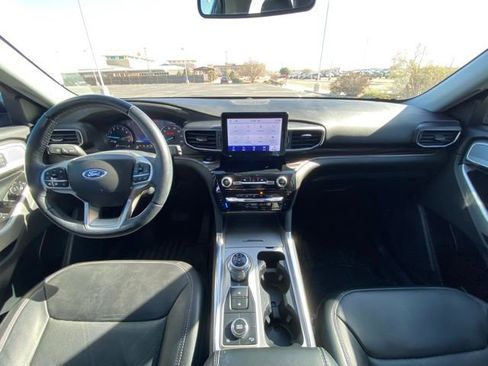 Used 2022 Ford Explorer Limited w/ Equipment Group 301A image 14