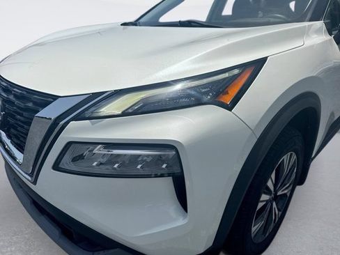 Used 2022 Nissan Rogue SV AWD/4WD image 11