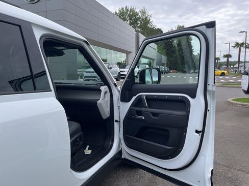 New 2026 Land Rover Defender 110 S AWD/4WD image 19