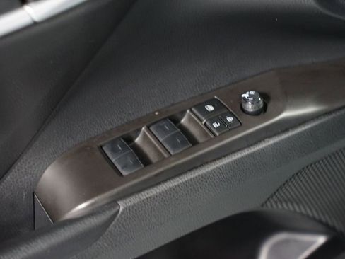 Used 2023 Toyota Camry SE image 29