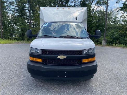 Used 2023 Chevrolet Express 3500 w/ Power Convenience Package RWD image 22