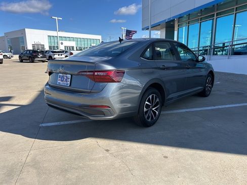 Used 2024 Volkswagen Jetta S image 5