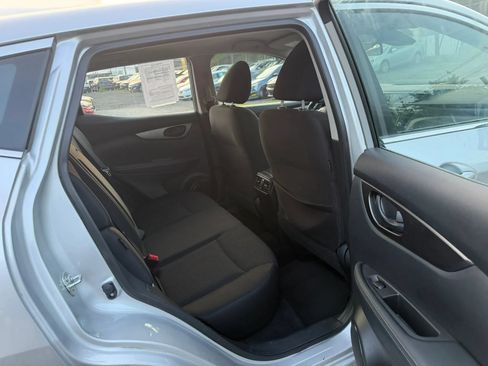 Used 2020 Nissan Rogue Sport S w/ Appearance Package AWD/4WD image 13