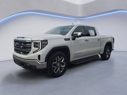 Used 2022 GMC Sierra 1500 SLT w/ SLT Convenience Package